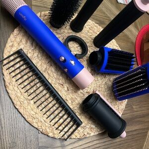 Dyson Hair Styling Set in Blue and Pink